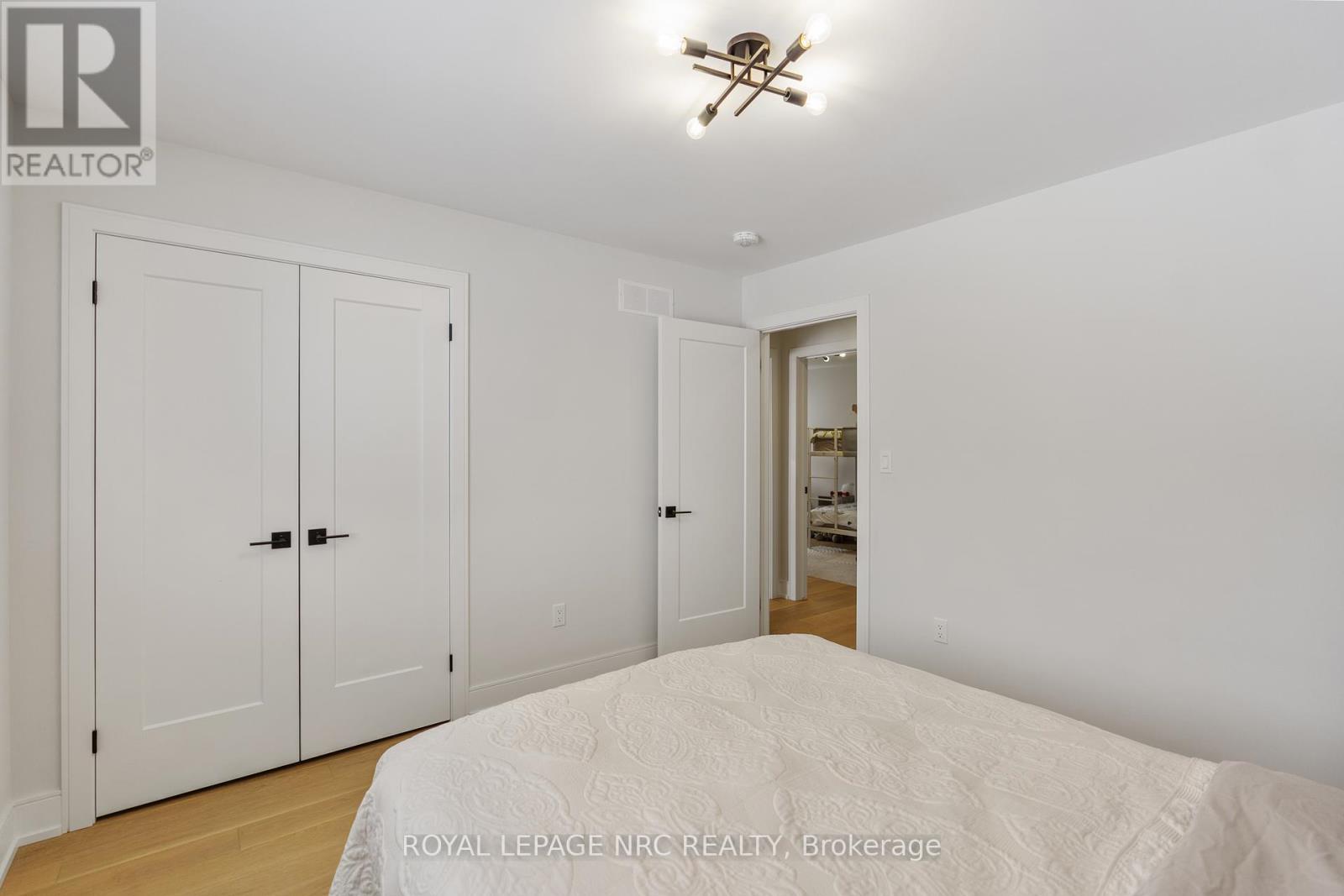 7386 Splendour Drive, Niagara Falls (Brown), Ontario  L2H 3V8 - Photo 19 - X12115096