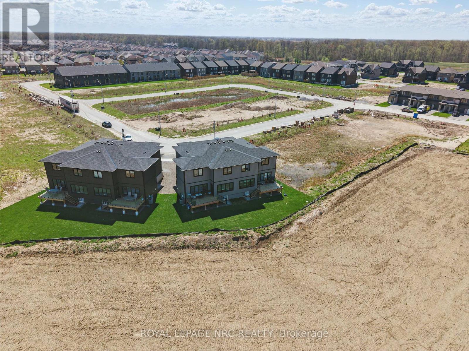 7386 Splendour Drive, Niagara Falls (Brown), Ontario  L2H 3V8 - Photo 35 - X12115096