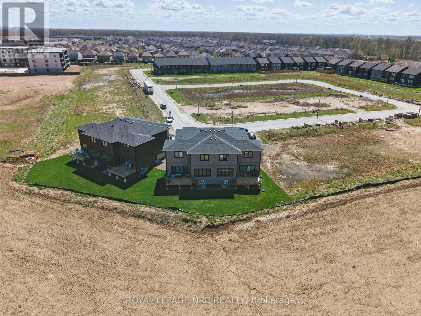 7386 Splendour Drive, Niagara Falls (Brown), Ontario  L2H 3V8 - Photo 36 - X12115096