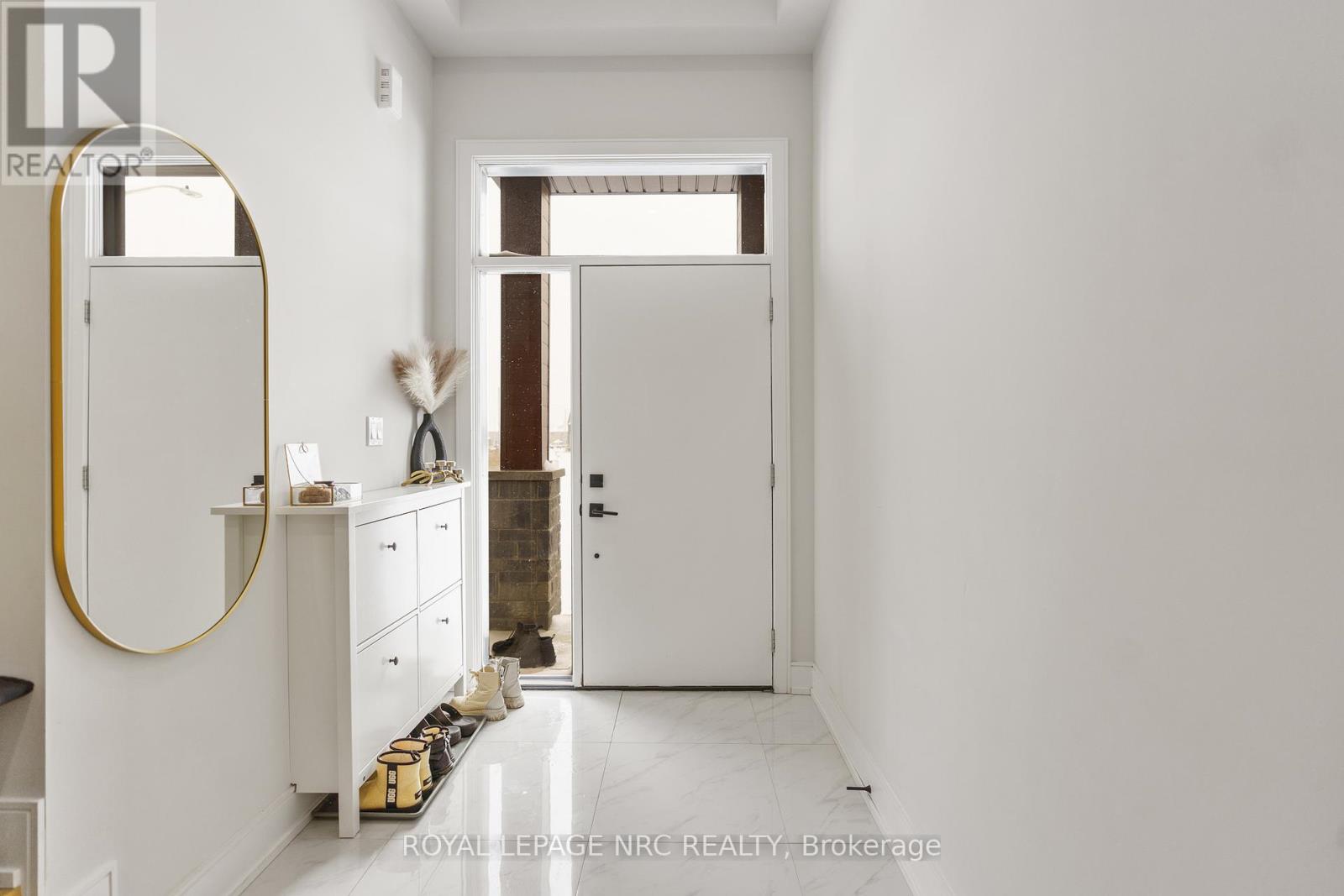 Property at 7386 SPLENDOUR DRIVE image 4