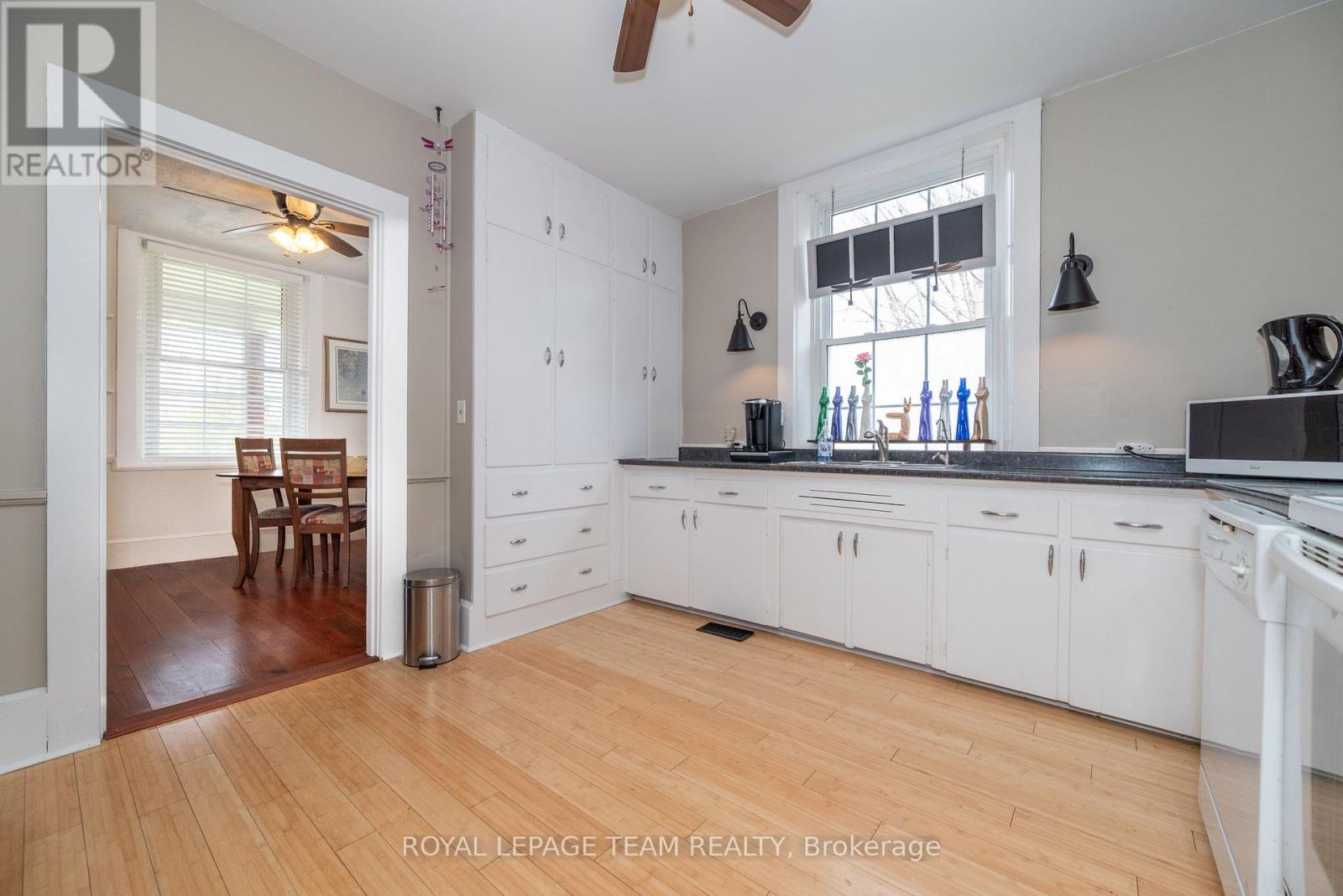 81 York Street, Lanark Highlands, Ontario  K0G 1K0 - Photo 14 - X12115151