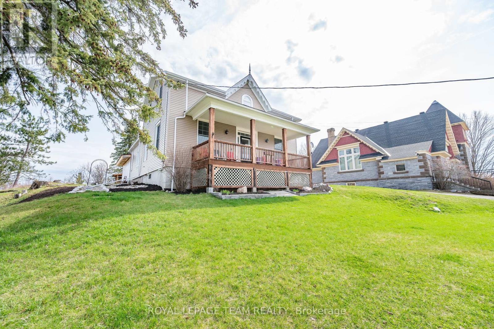 81 York Street, Lanark Highlands, Ontario  K0G 1K0 - Photo 3 - X12115151