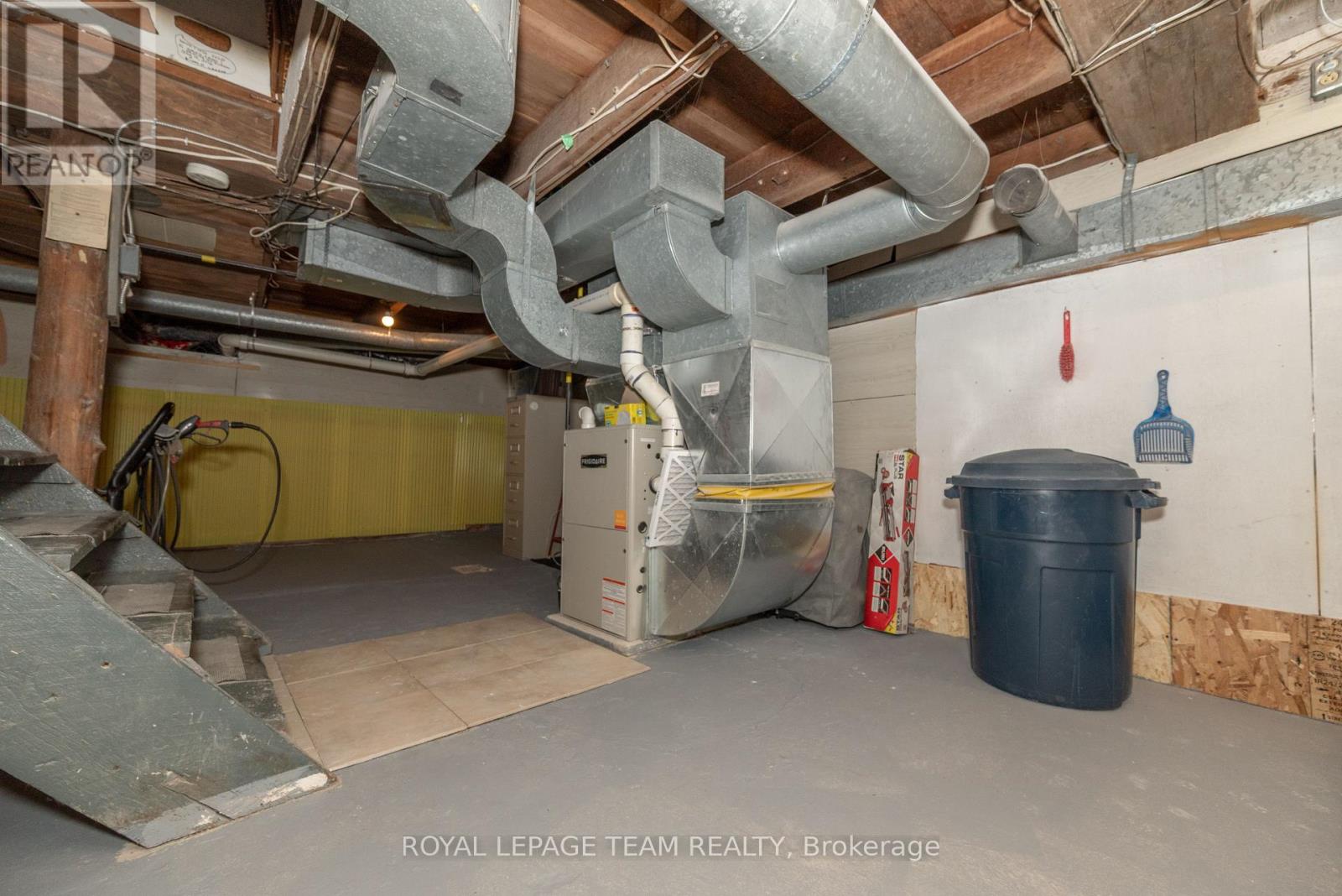 81 York Street, Lanark Highlands, Ontario  K0G 1K0 - Photo 35 - X12115151