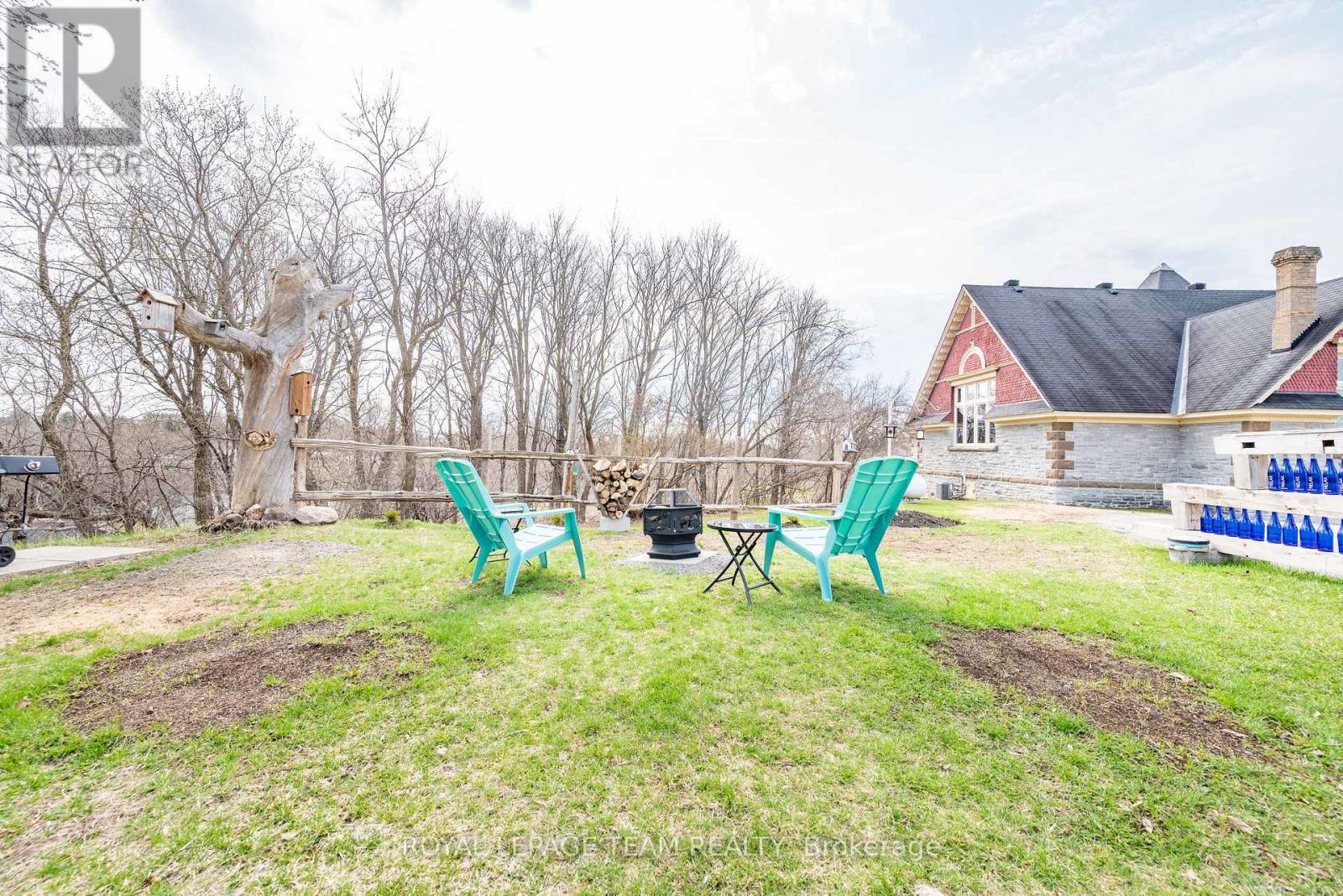 81 York Street, Lanark Highlands, Ontario  K0G 1K0 - Photo 36 - X12115151