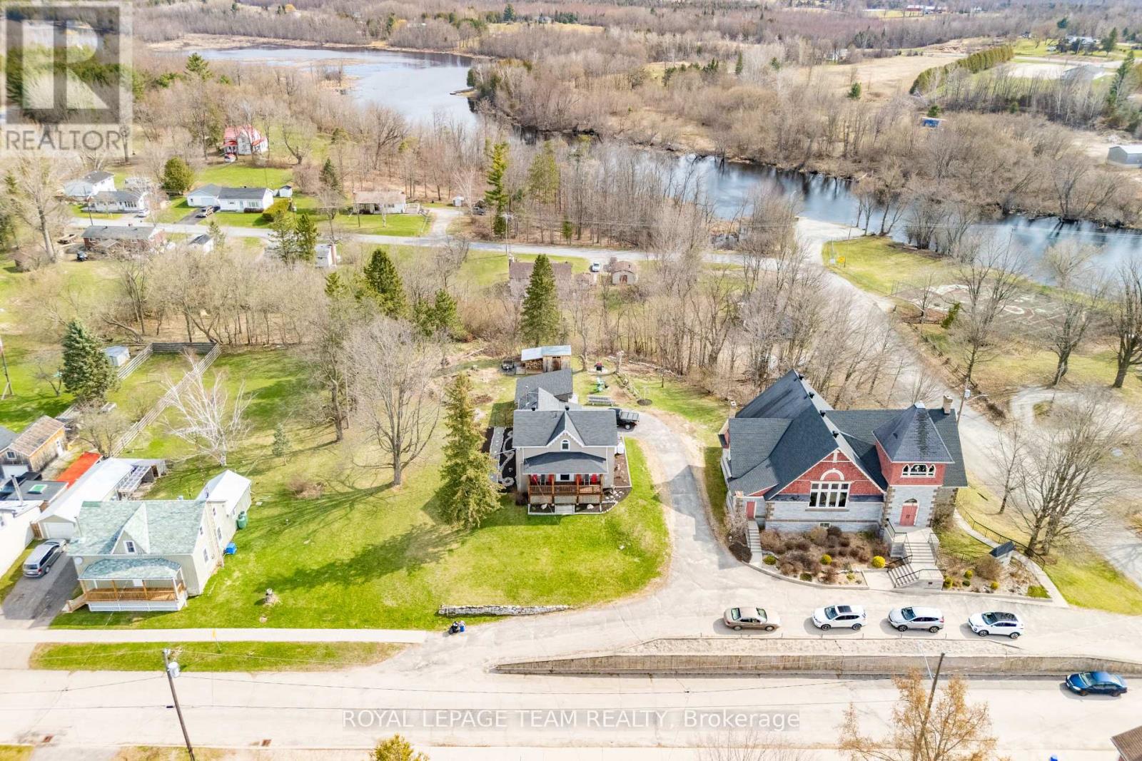 81 York Street, Lanark Highlands, Ontario  K0G 1K0 - Photo 4 - X12115151