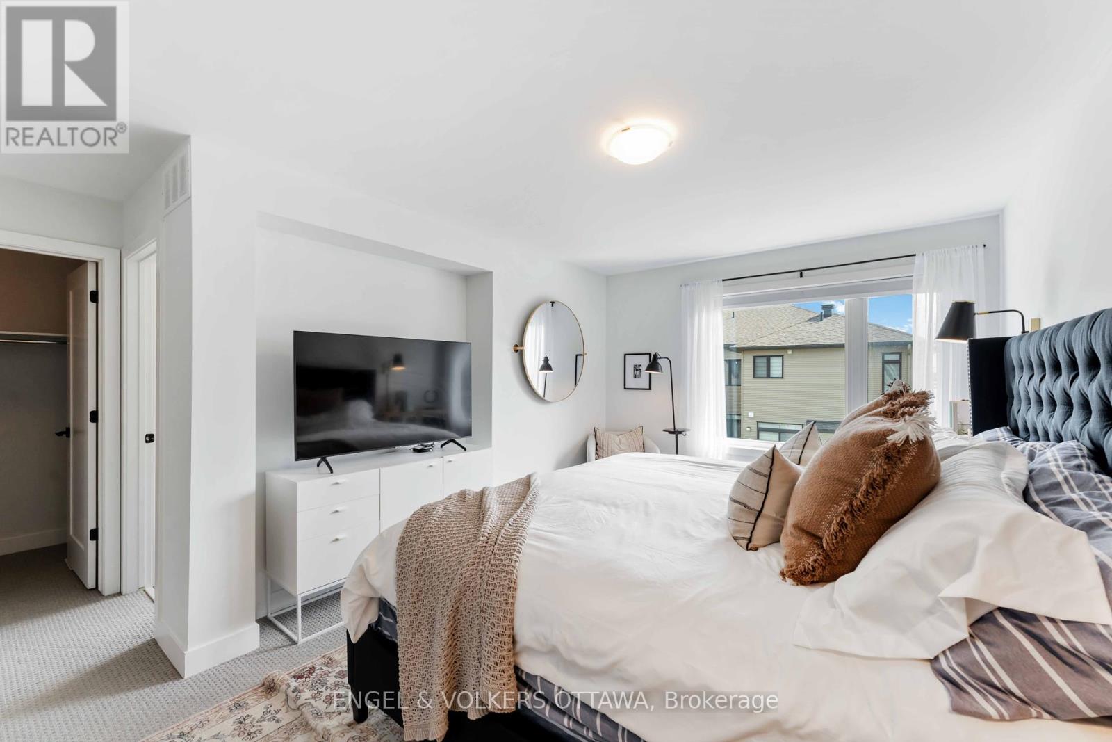 799 Cairn Crescent, Ottawa, Ontario  K1W 0P7 - Photo 17 - X12115311