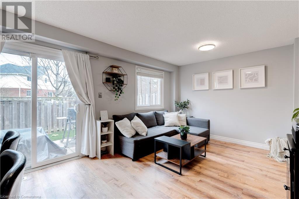 386 Highland Road W Unit# 31, Stoney Creek, Ontario  L8J 3P9 - Photo 12 - 40723157