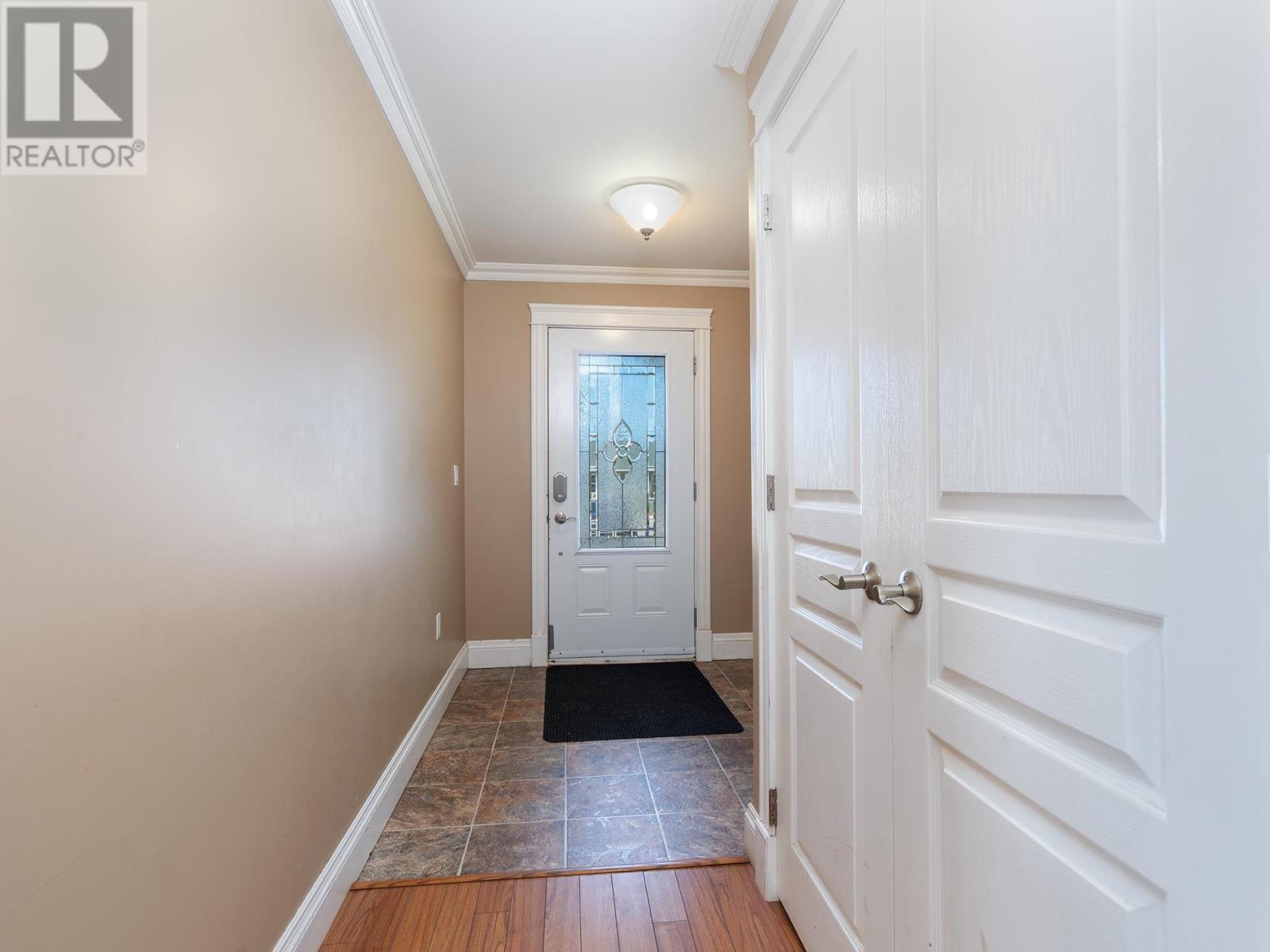 Property at 6B Barrett Street image 5