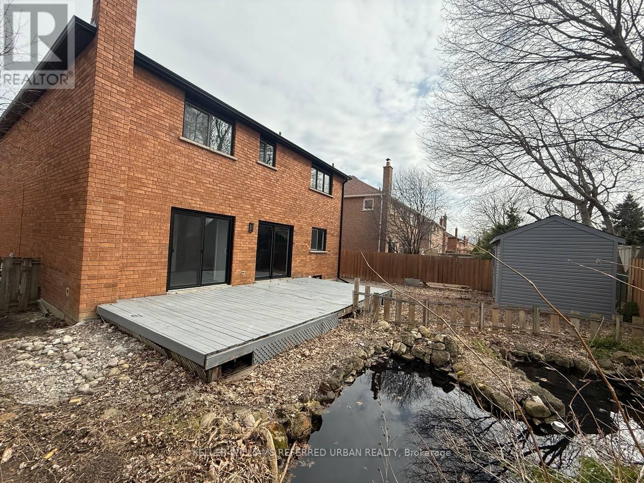 Property at 228 ELMAN CRESCENT image 4