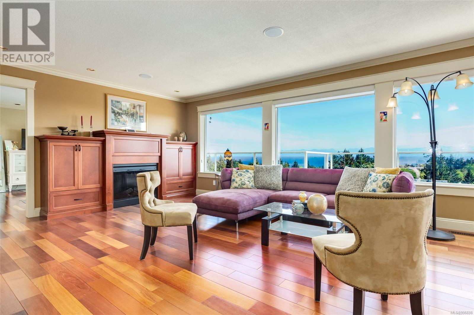 Property at 5170 Laguna Way image 5