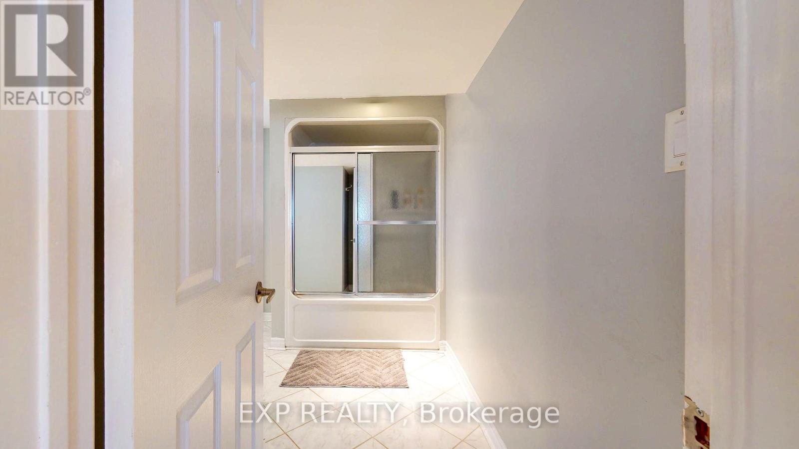 23 Briarwood Place, Wasaga Beach, Ontario  L9Z 2N9 - Photo 40 - S12114653