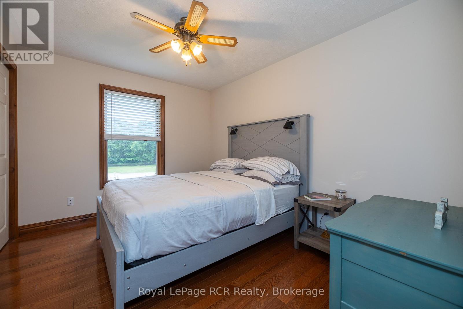 78 Lake Street, Georgian Bluffs, Ontario  N0H 2K0 - Photo 25 - X11949421