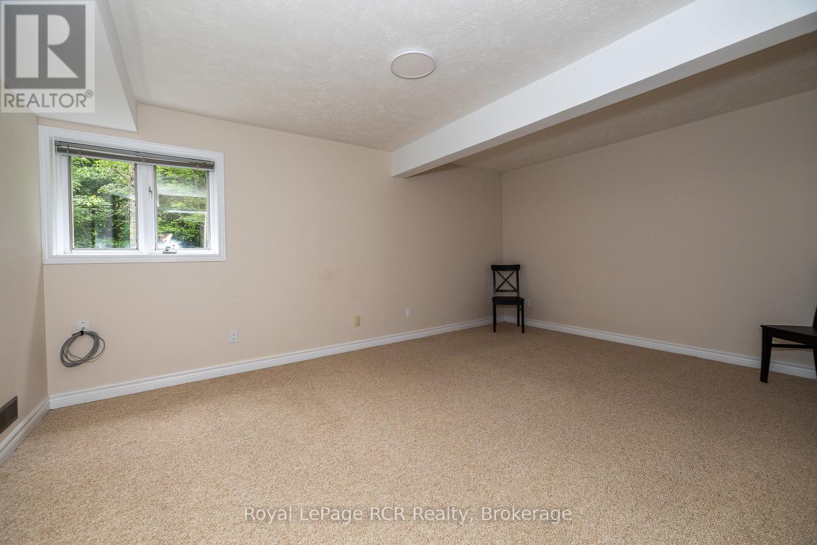 78 Lake Street, Georgian Bluffs, Ontario  N0H 2K0 - Photo 31 - X11949421