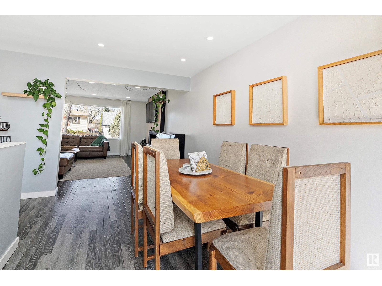 Property at 7711 80 AV NW image 5