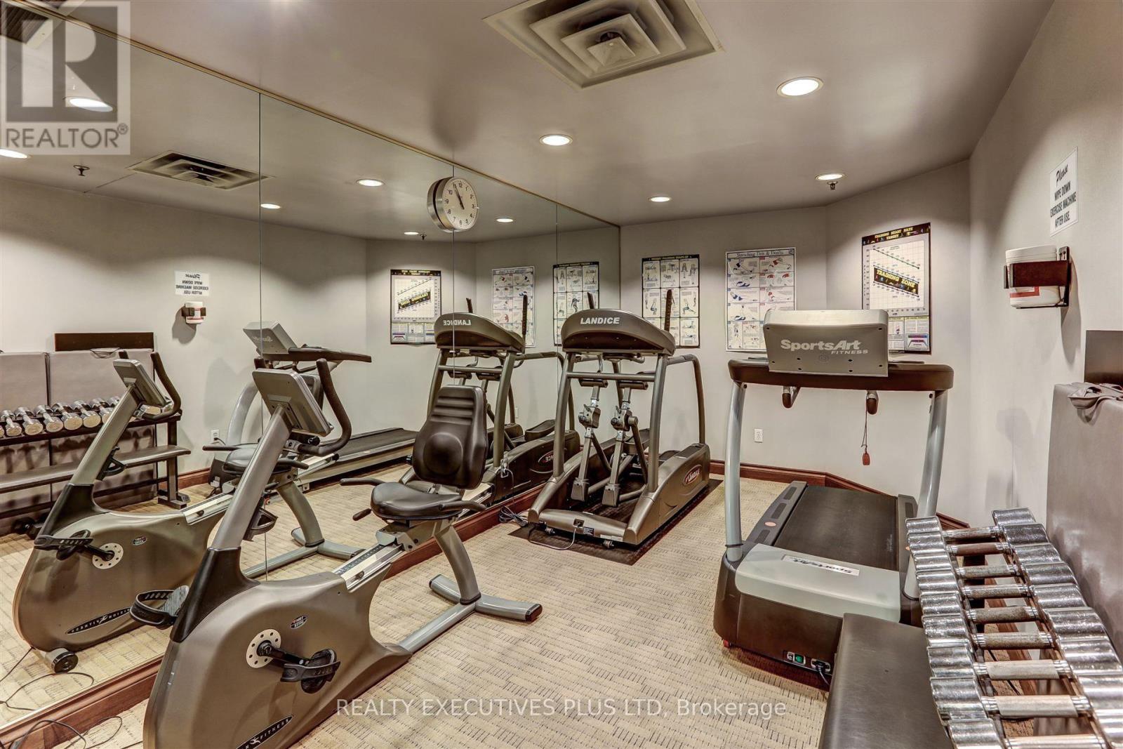 410 - 215 The Donway Road W, Toronto, Ontario  M3B 3P5 - Photo 17 - C12115024