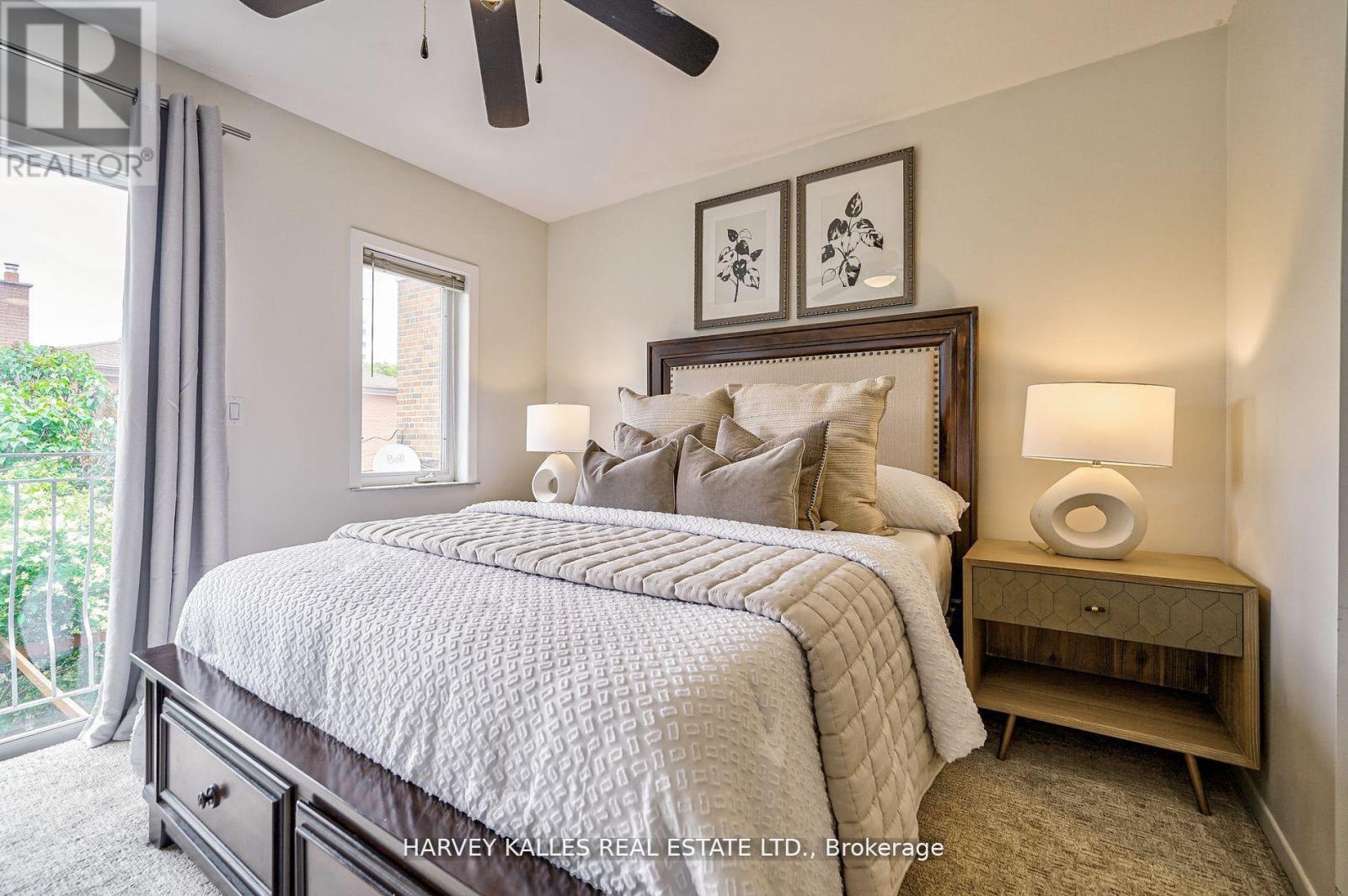 106 Gloucester Grove, Toronto, Ontario  M6C 2A8 - Photo 20 - C12115125