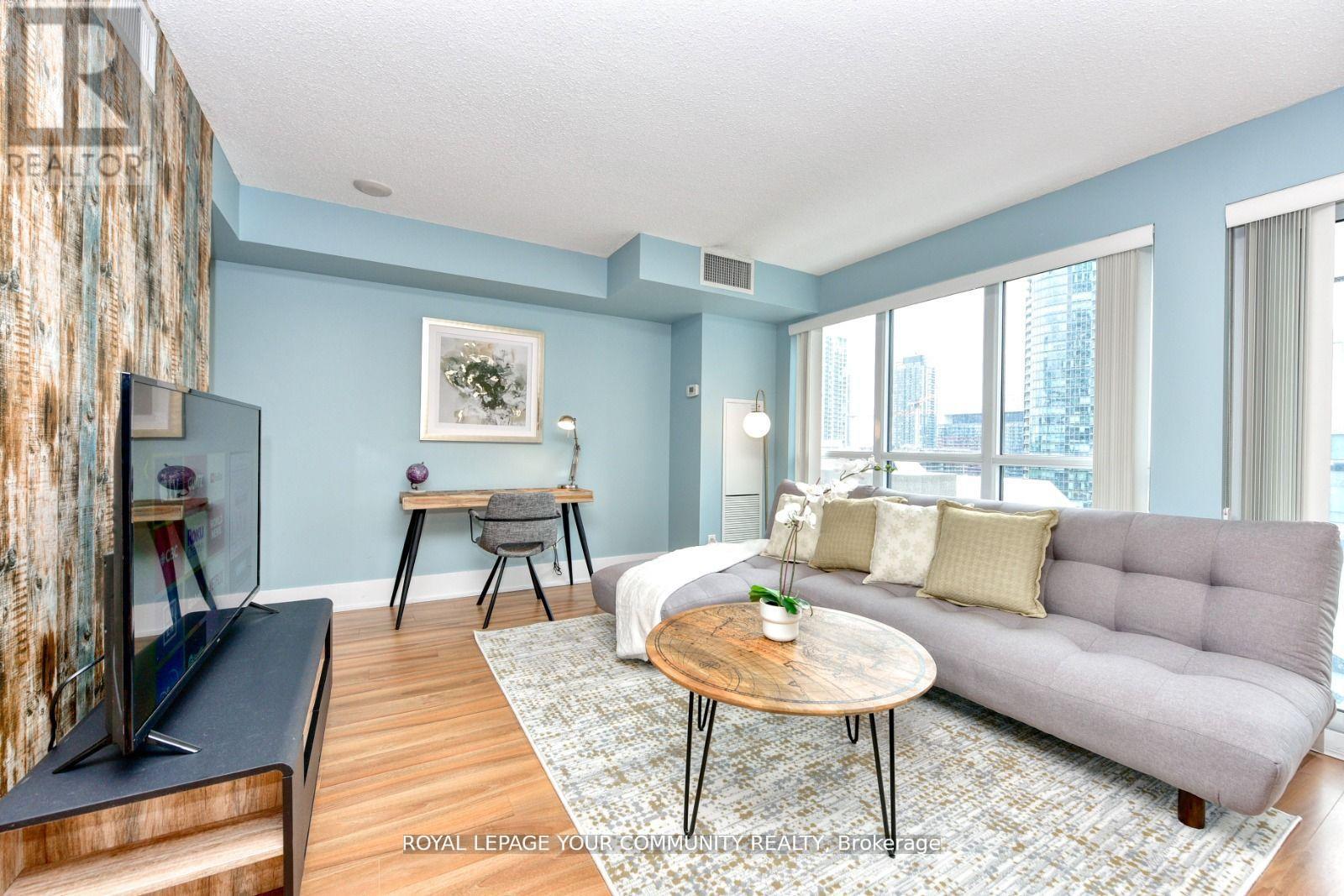 1014 - 300 Front Street, Toronto, Ontario  M5V 0E9 - Photo 5 - C12115324
