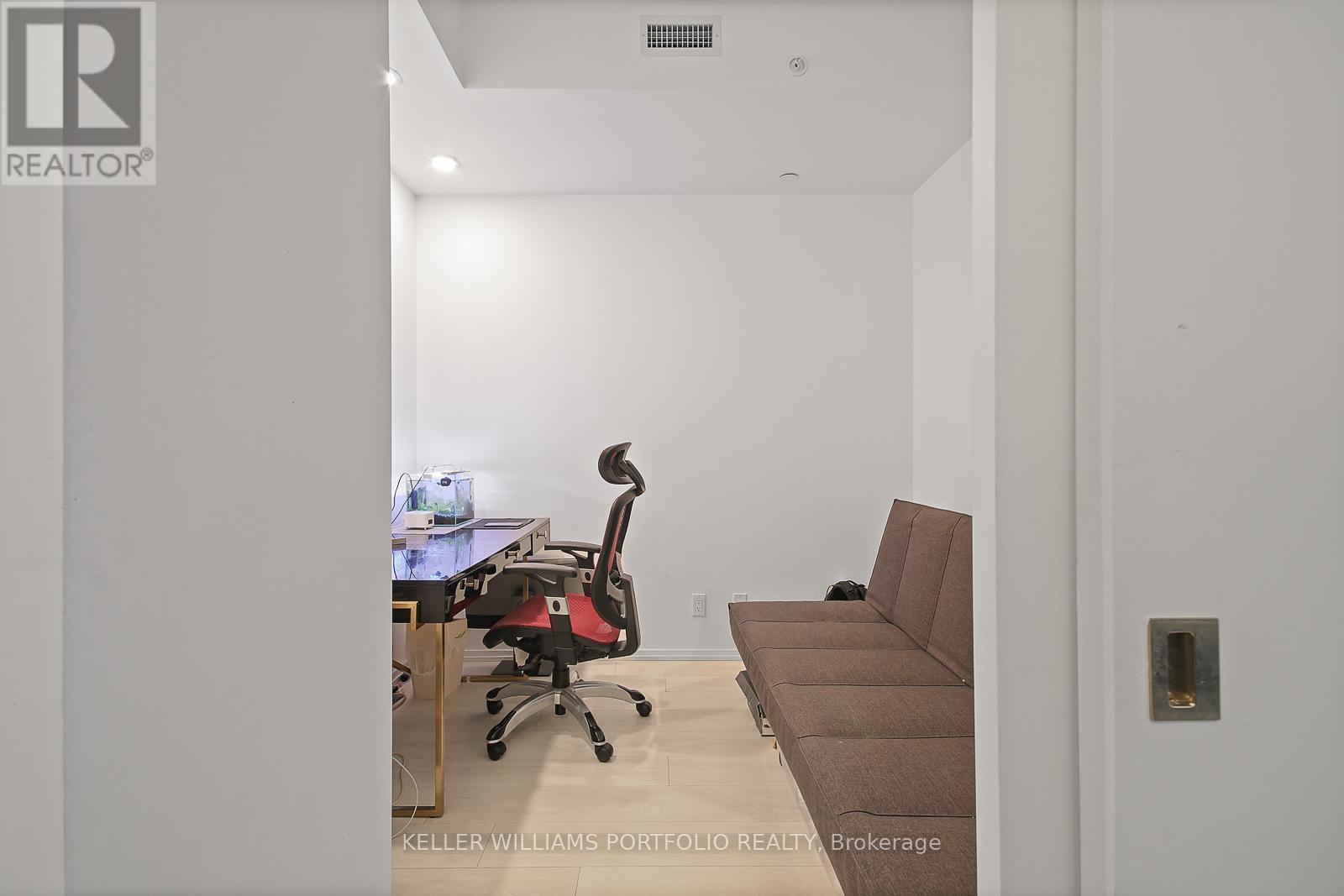 707 - 125 Peter Street, Toronto, Ontario  M5V 0M2 - Photo 18 - C12115342