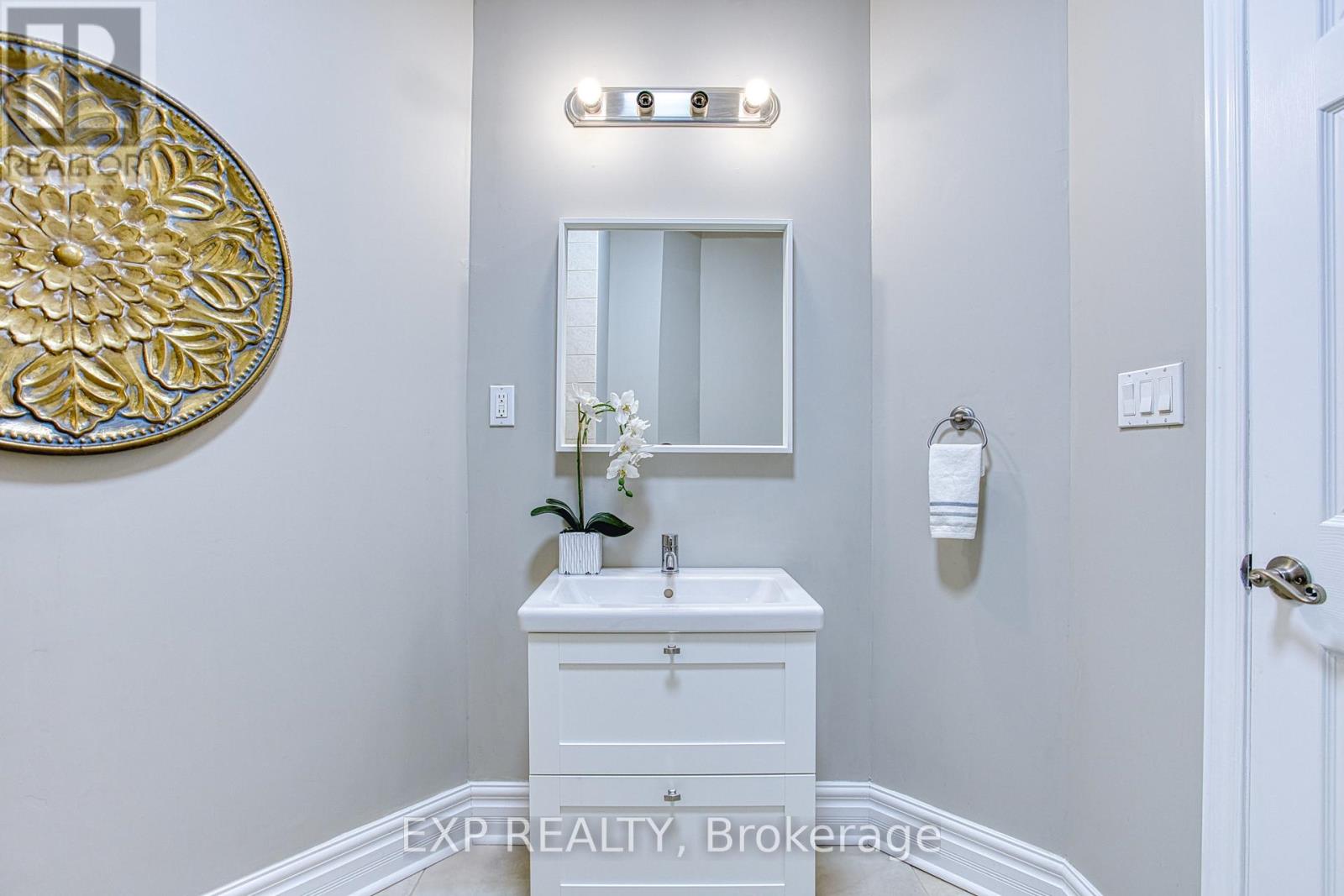 4238 Academy Street, Lincoln, Ontario  L0R 1B0 - Photo 18 - X12099767