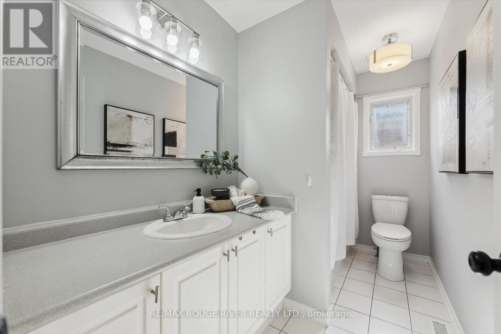 27 Zachary Place, Whitby, Ontario  L1M 1E3 - Photo 21 - E12115021