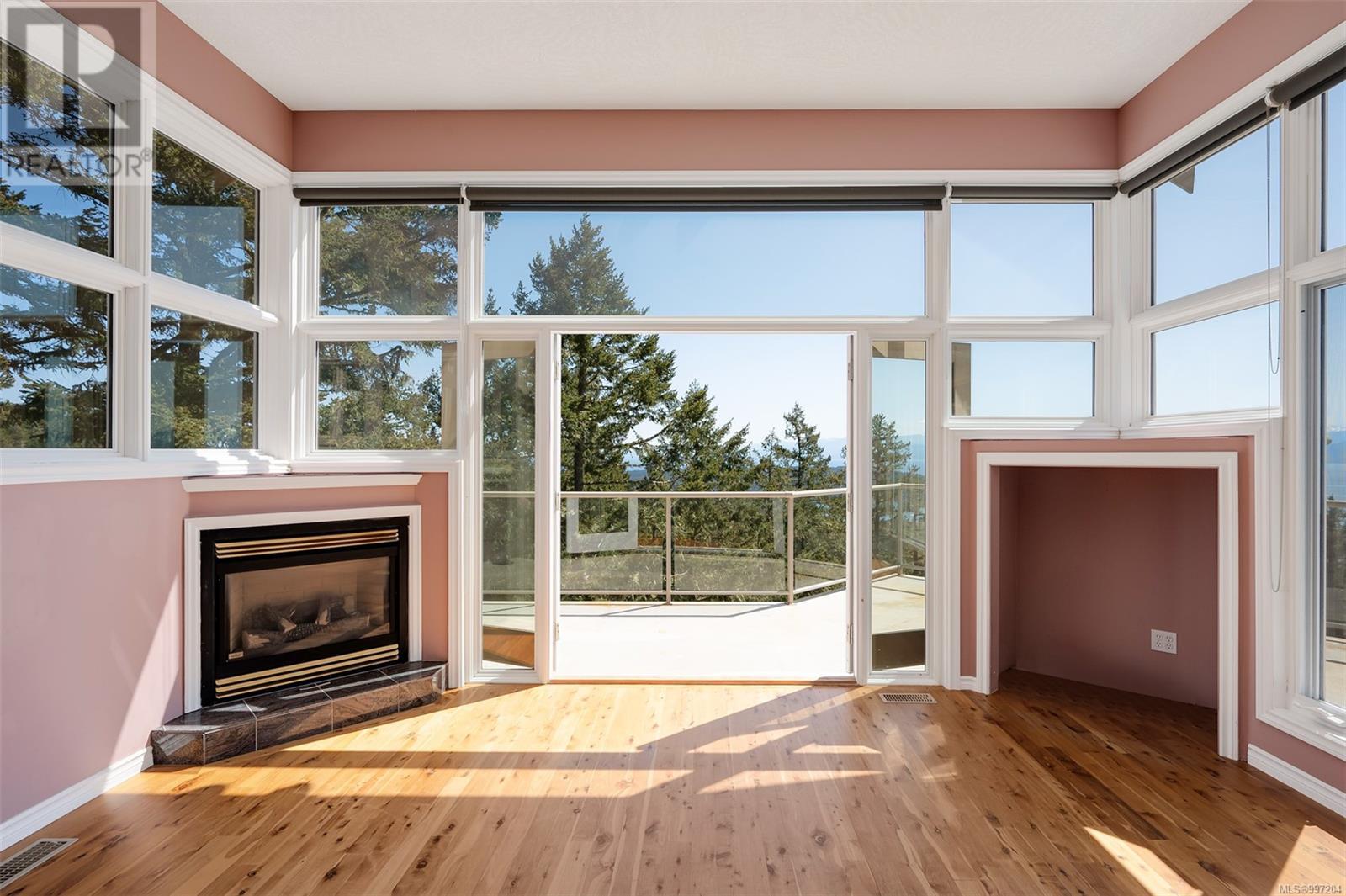 Property at 558 Wilderness Pl image 1