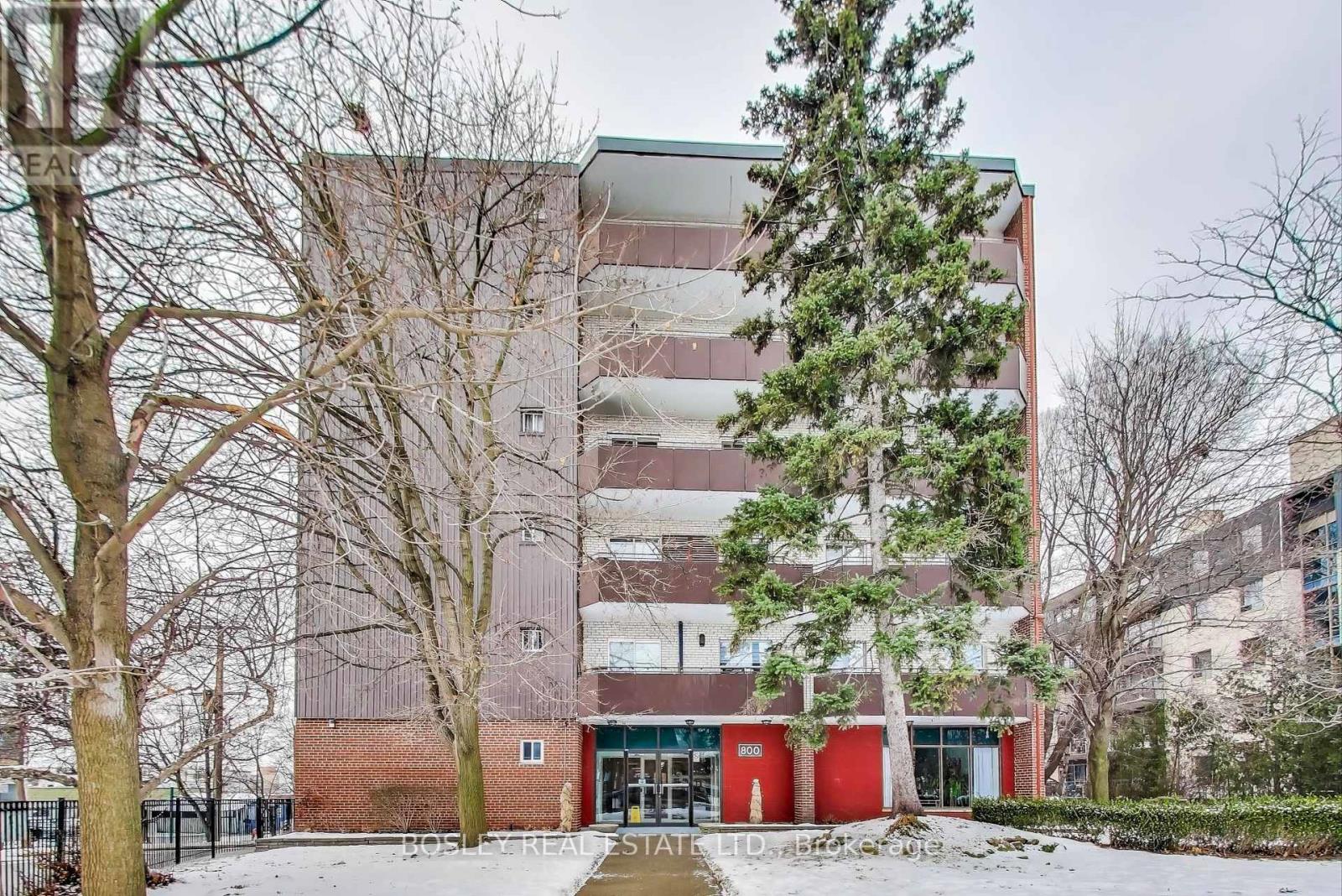 304 - 800 KENNEDY ROAD, Toronto, Ontario