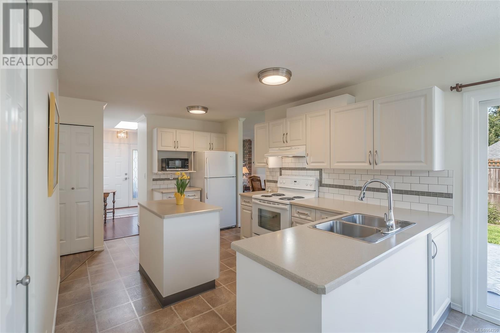 791 Lilac Dr, Parksville, British Columbia  V9P 1E5 - Photo 12 - 994220