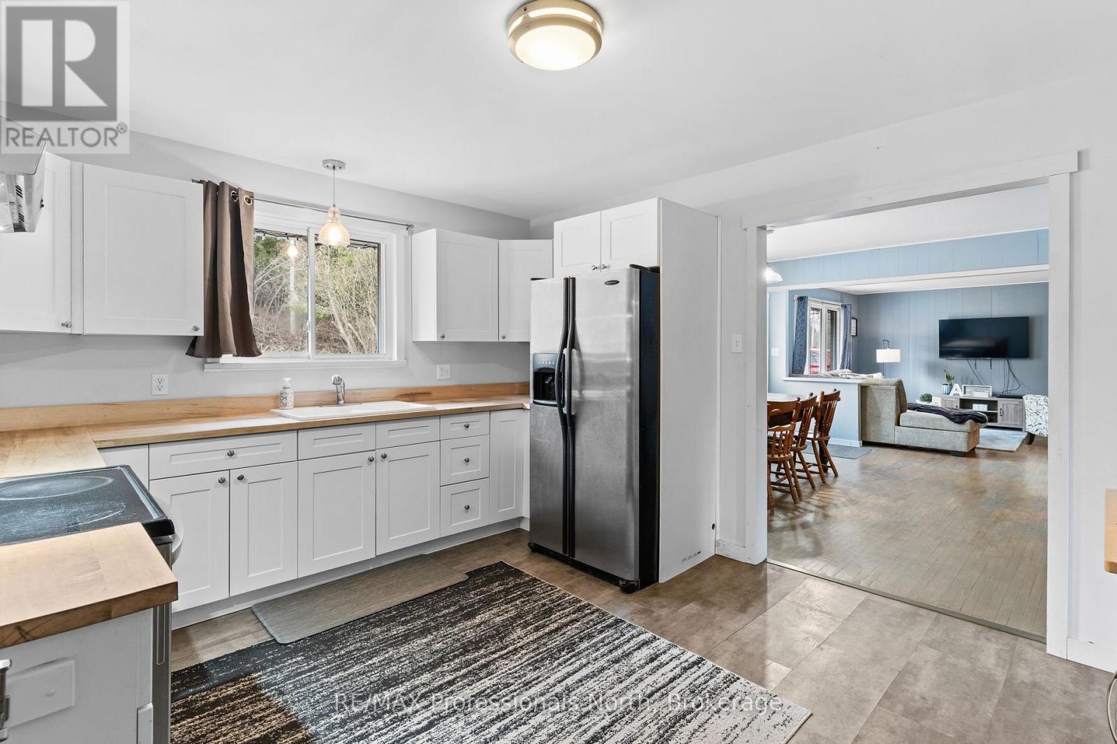 45 Newcastle Street, Minden Hills, Ontario  K0M 2K0 - Photo 13 - X12115391