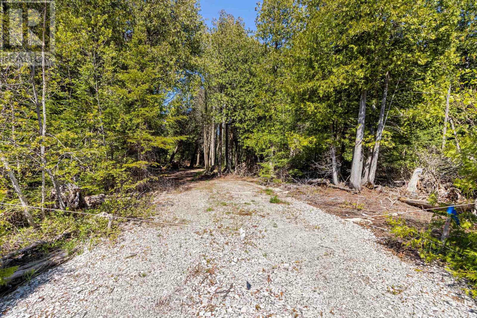 228 Corey Crescent, Northern Bruce Peninsula, Ontario  N0H 2R0 - Photo 11 - X12115442