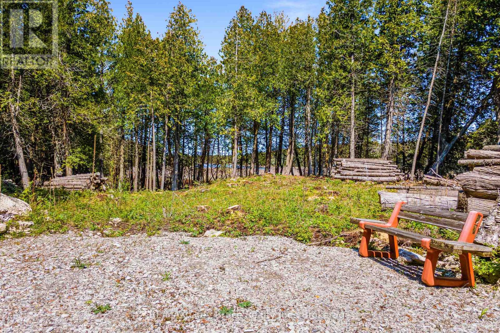 228 Corey Crescent, Northern Bruce Peninsula, Ontario  N0H 2R0 - Photo 17 - X12115442