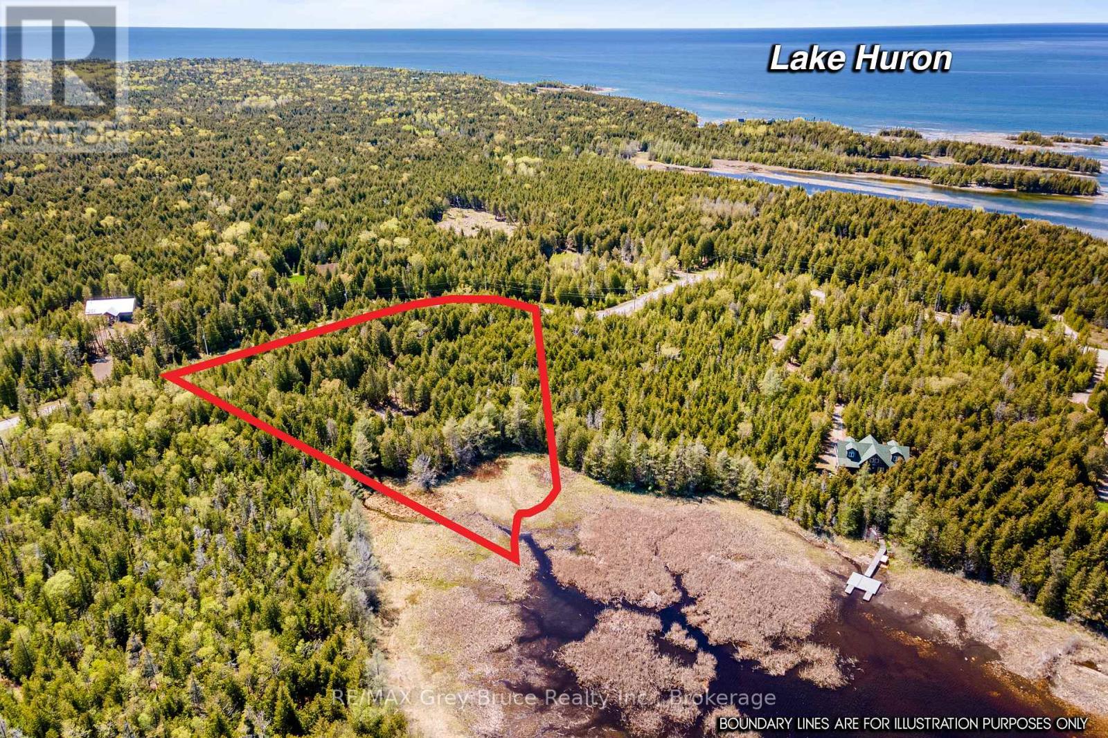 228 Corey Crescent, Northern Bruce Peninsula, Ontario  N0H 2R0 - Photo 6 - X12115442