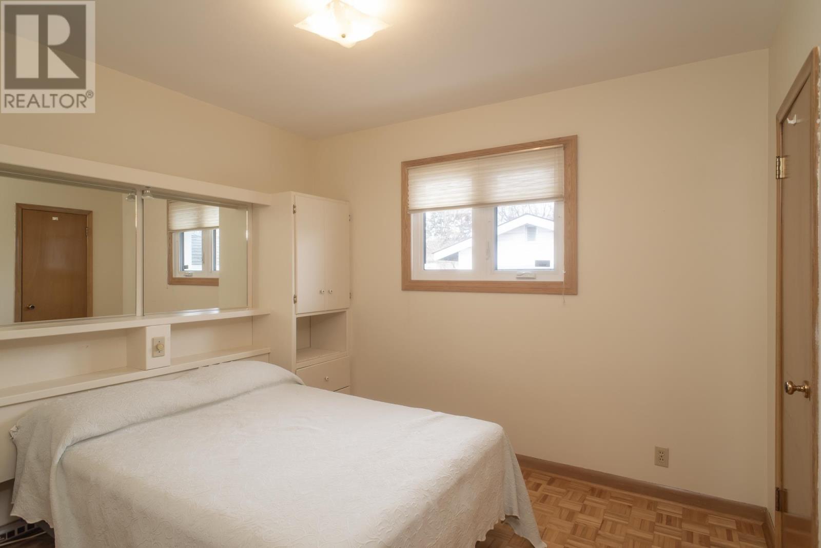 120 Elmwood Cres, Thunder Bay, Ontario  P7E 6A7 - Photo 17 - TB250933
