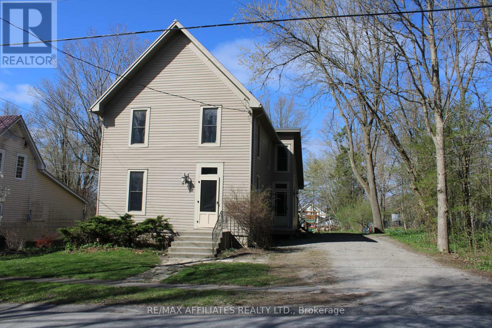 2 Isaac Street, Athens, Ontario  K0E 1B0 - Photo 2 - X12115411