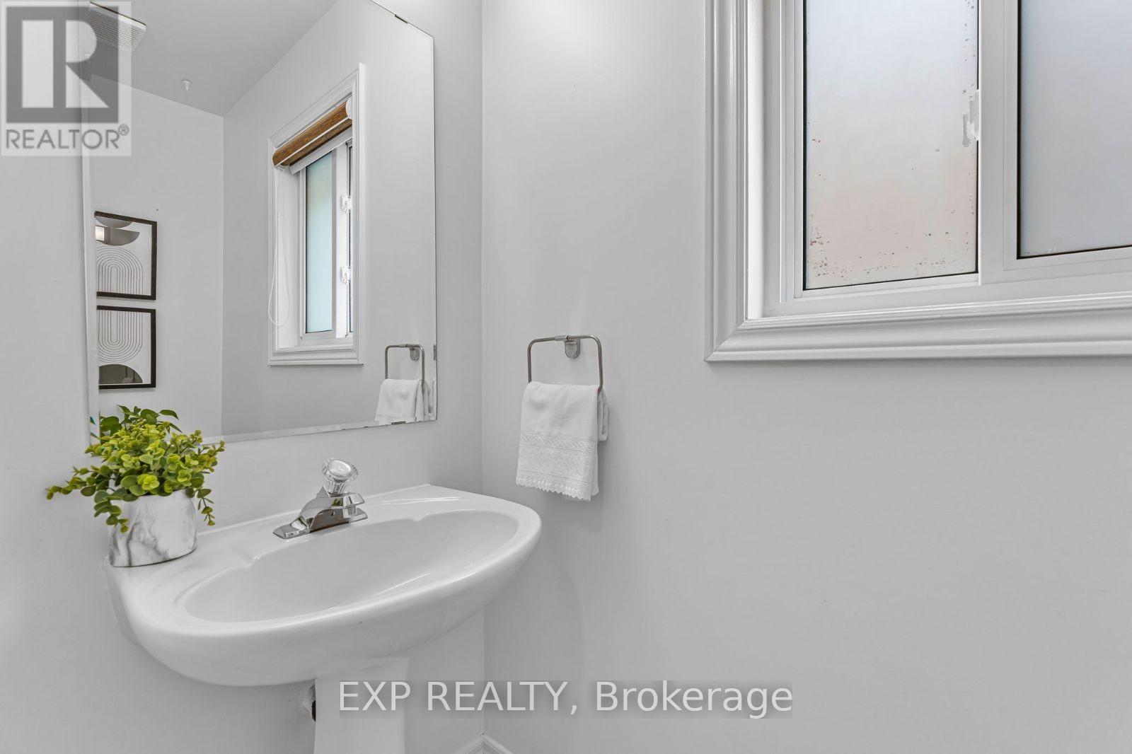16 La Pinta Street, Vaughan (Vellore Village), Ontario  L6A 3H9 - Photo 8 - N12114902