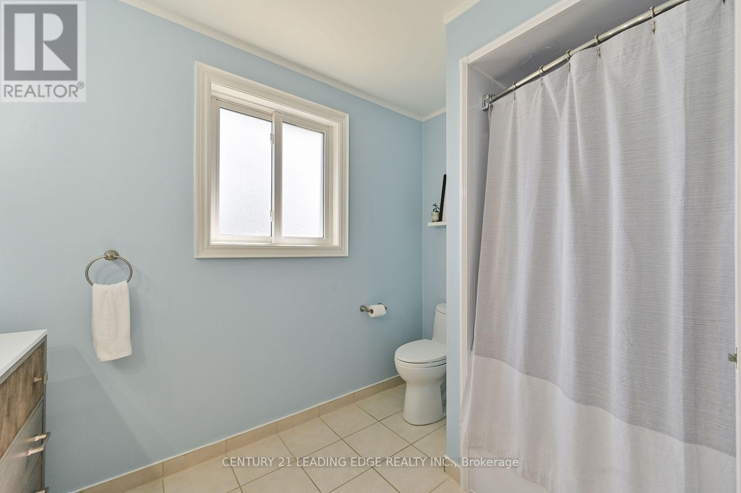 75 Emmeloord Crescent, Markham (Unionville), Ontario  L3R 1P9 - Photo 35 - N12114960