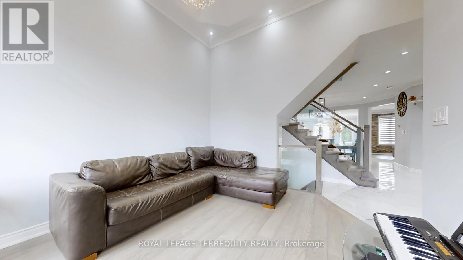 31 Chalone Crescent, Vaughan (Sonoma Heights), Ontario  L4H 1V6 - Photo 5 - N12115166