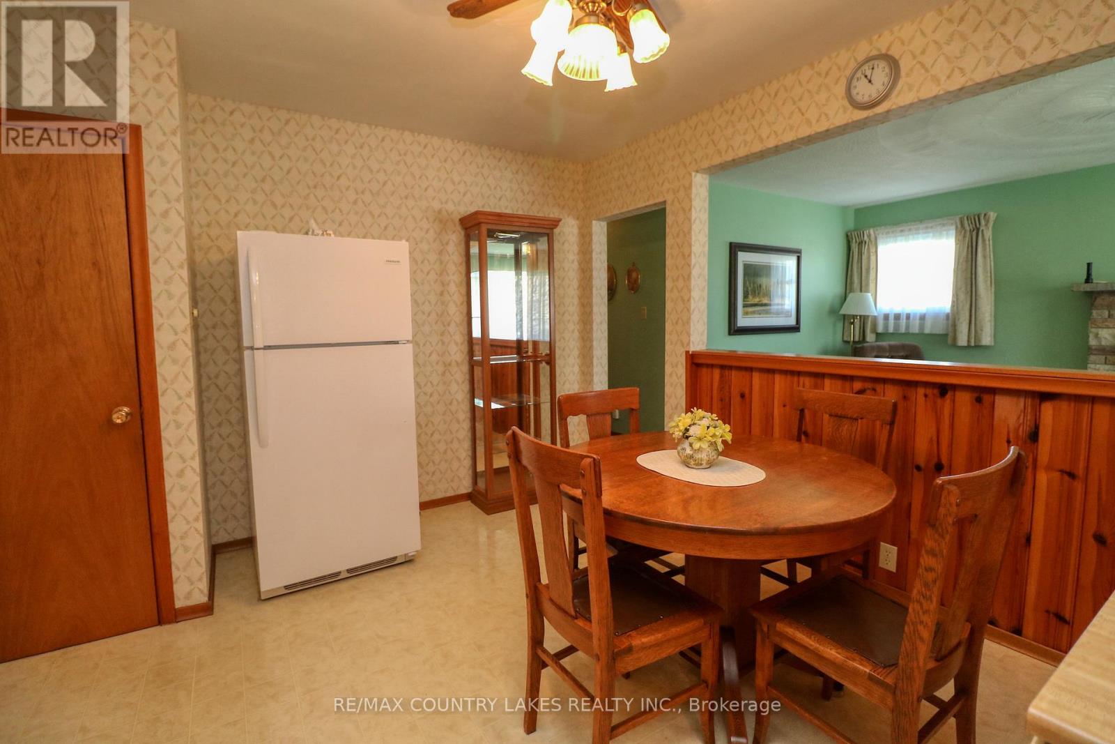 Property at 385 CHURCH STREET image 4