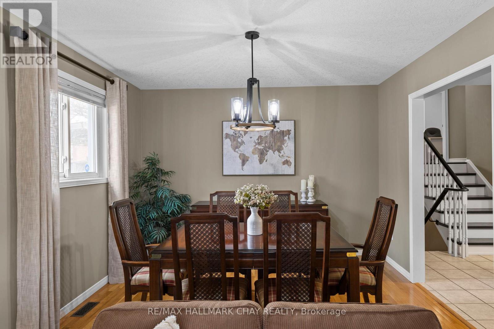 74 Bronte Crescent, Barrie (Letitia Heights), Ontario  L4N 5B9 - Photo 10 - S12115307
