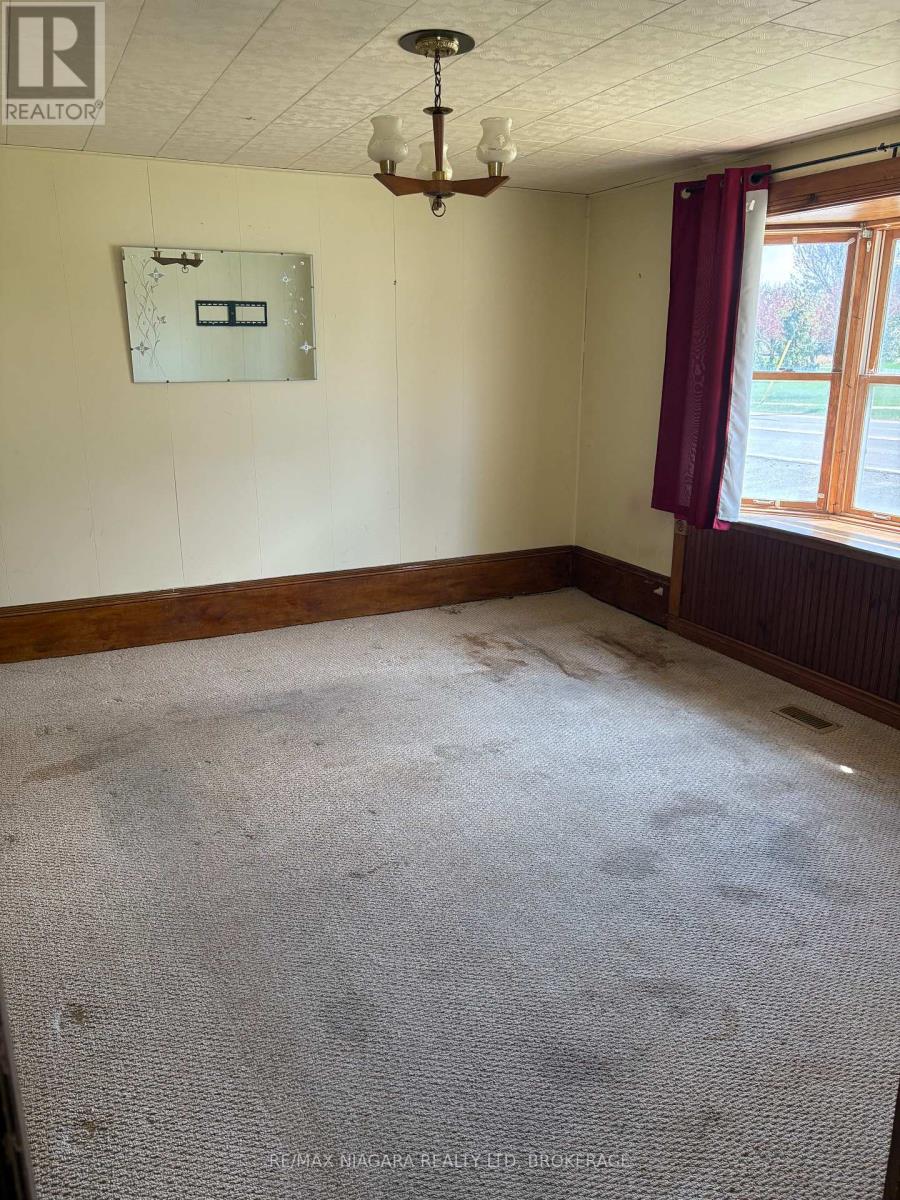 5065 Canborough Road, West Lincoln, Ontario  L0R 2J0 - Photo 3 - X12115417