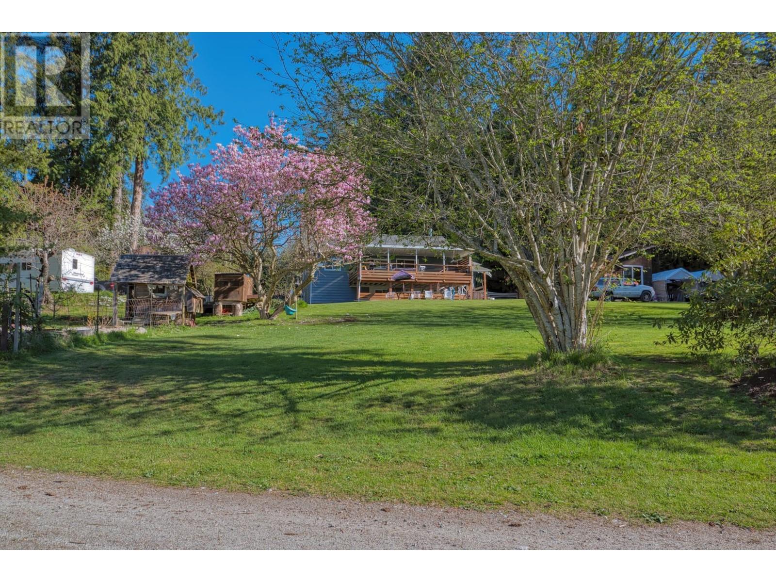 Property at 1106 A & B GLADWIN TRAIL ROAD image 3
