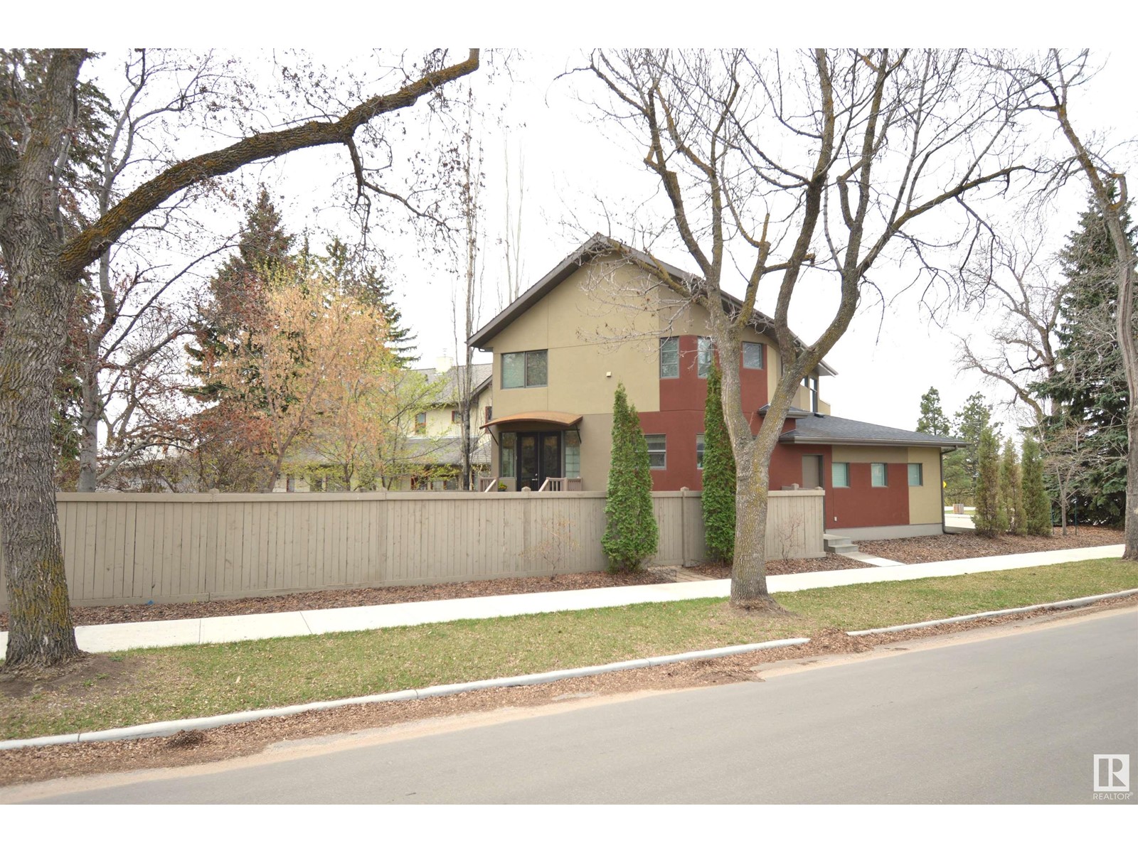 6428 Ada Bv Nw, Edmonton, Alberta  T5W 4P2 - Photo 3 - E4433596