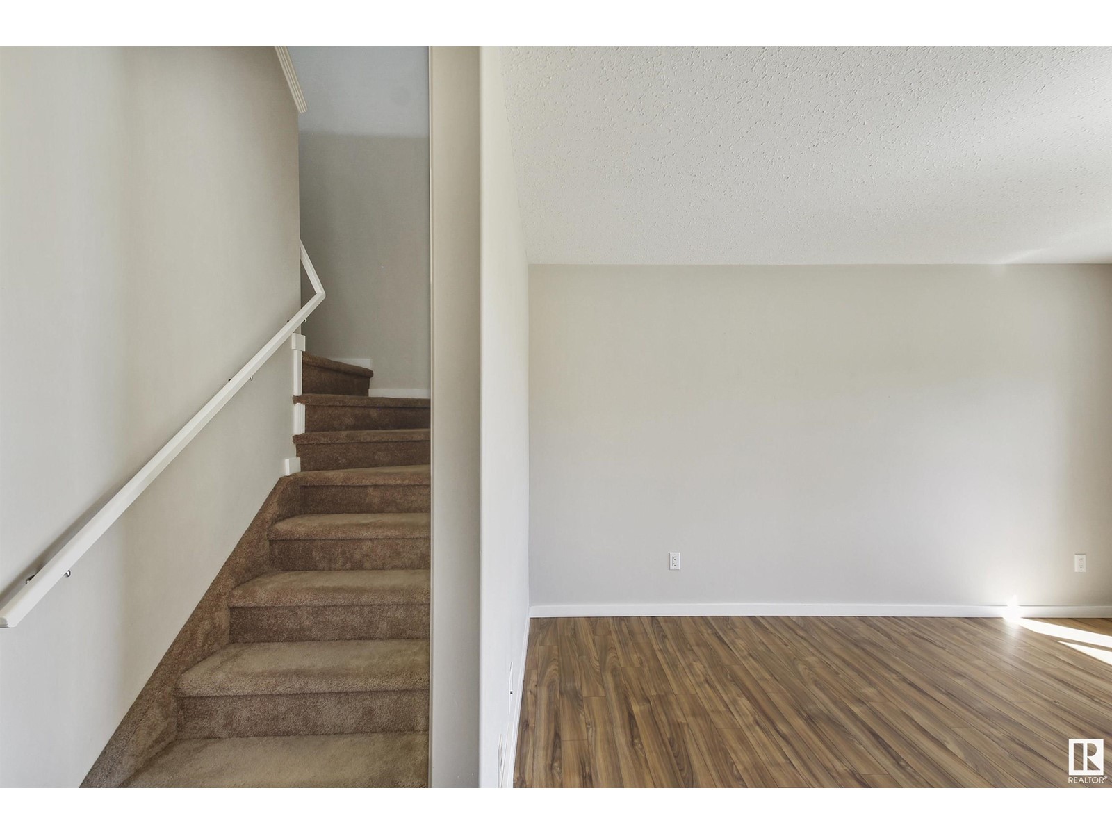704d Rocky Wy, Cold Lake, Alberta  T9M 0H3 - Photo 13 - E4430748