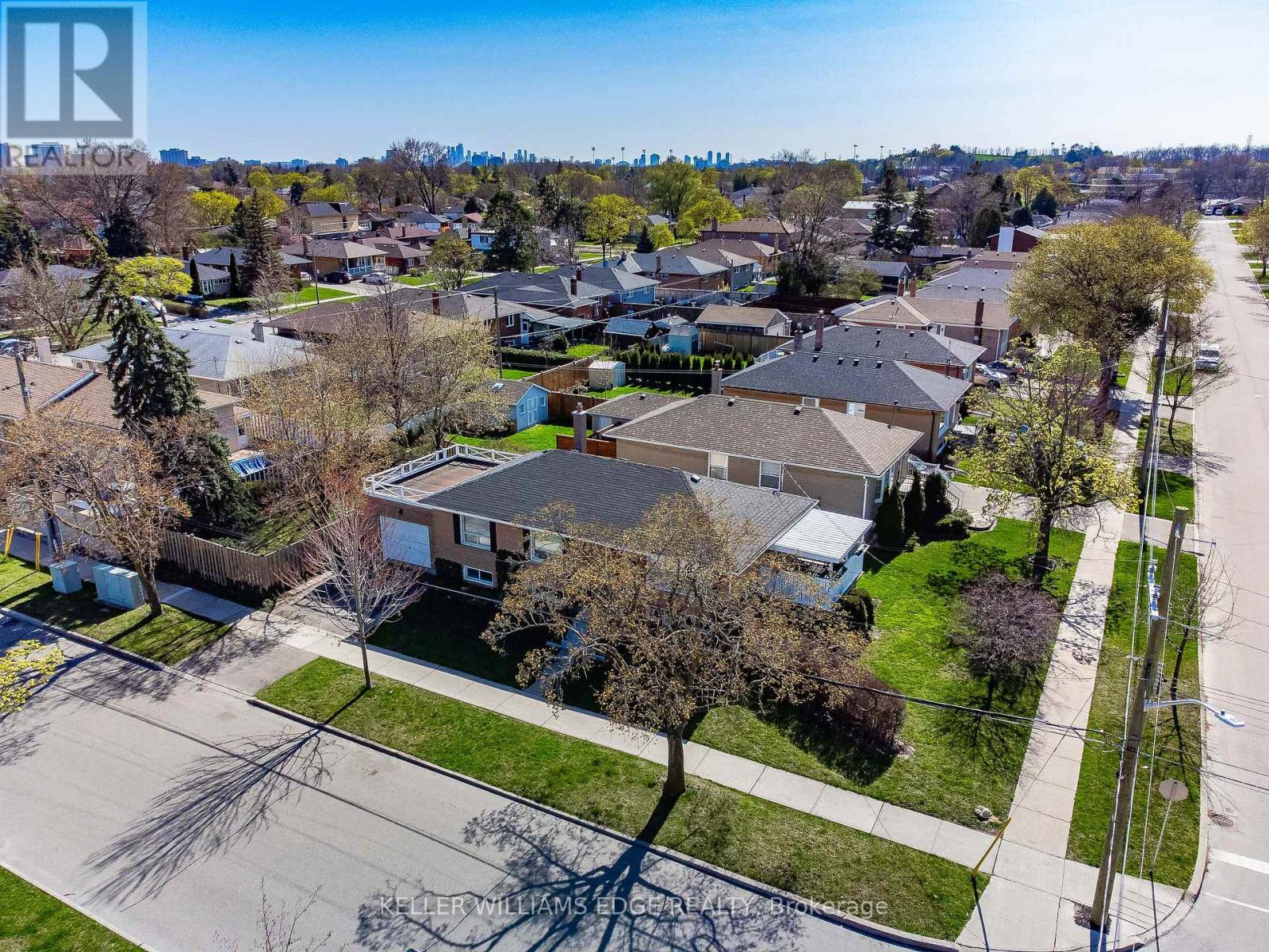 Property at 20 SIGMONT ROAD image 3