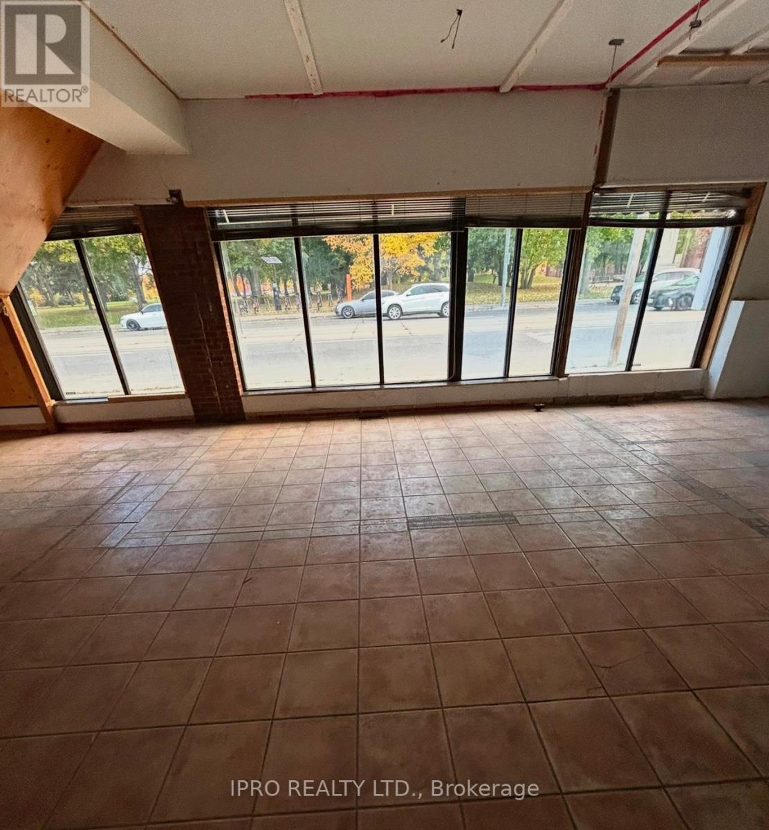 3140 Lake Shore Boulevard W, Toronto, Ontario  M8V 1L4 - Photo 2 - W12114932