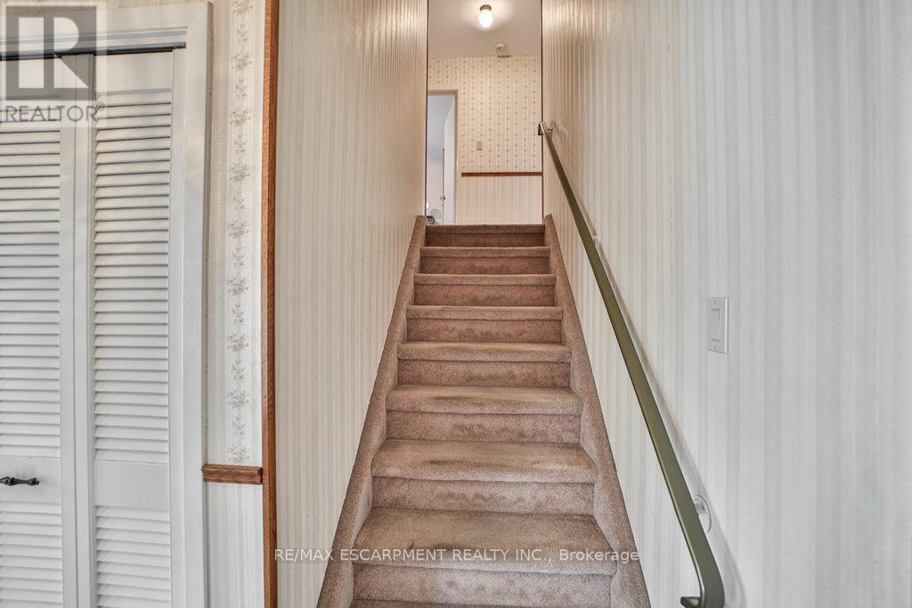 2276 Wyandotte Drive, Oakville, Ontario  L6L 2T5 - Photo 36 - W12115014