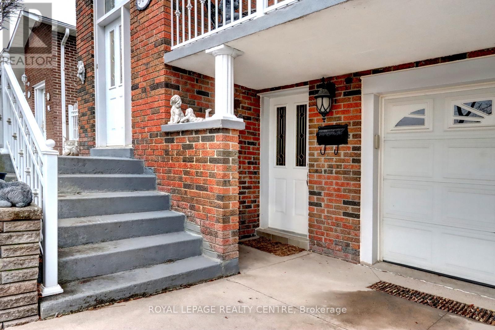 Property at 901 BLAIRHOLM AVENUE image 2