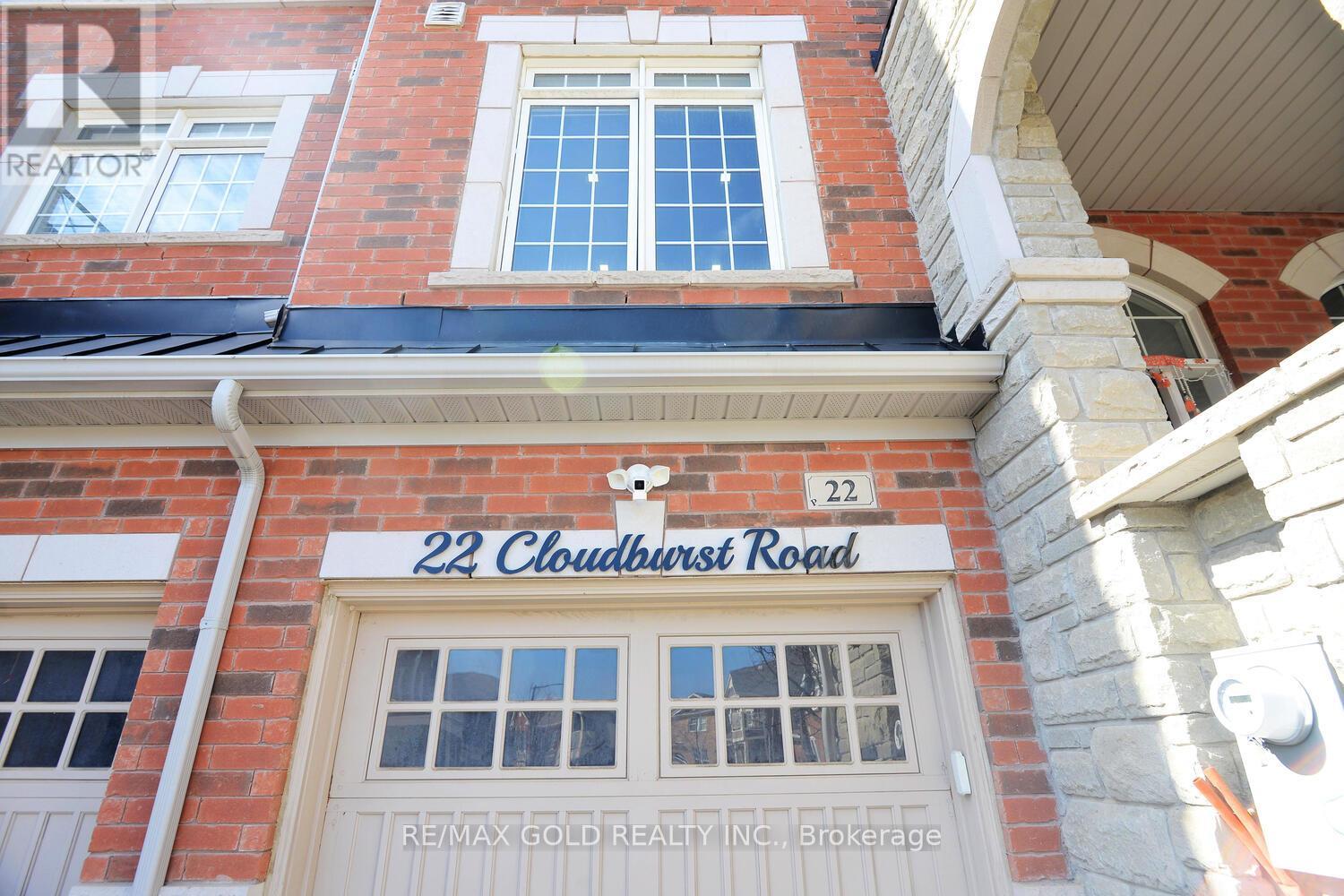 22 Cloudburst Road, Brampton, Ontario  L7A 0B5 - Photo 2 - W12115220
