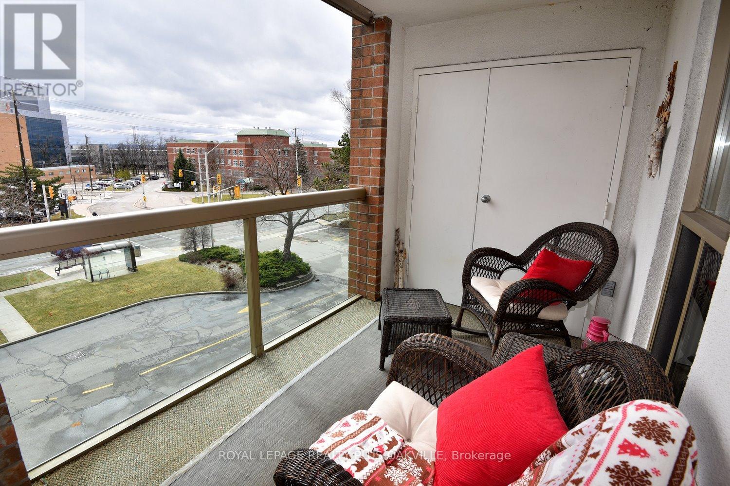 404 - 1225 North Shore Boulevard E, Burlington, Ontario  L7S 1Z6 - Photo 29 - W12115253