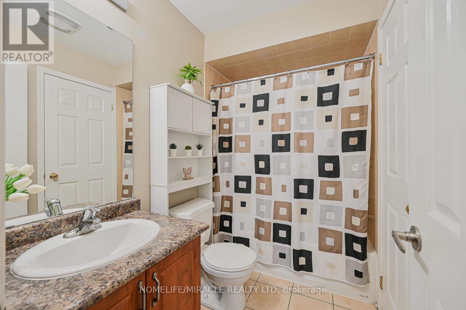 1 Kettlewell Crescent, Brampton, Ontario  L6R 0T3 - Photo 37 - W12115327