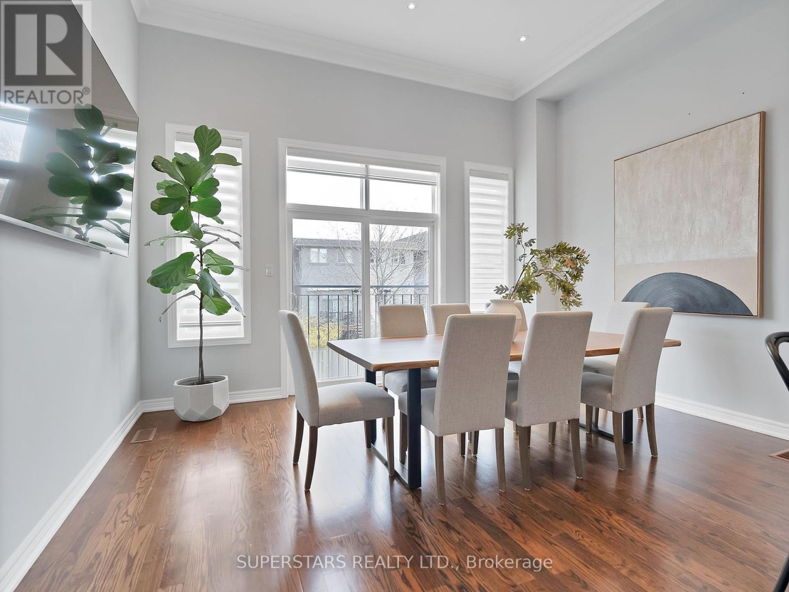 1e Bowsprit Avenue, Toronto, Ontario  M9P 2Y4 - Photo 9 - W12115330
